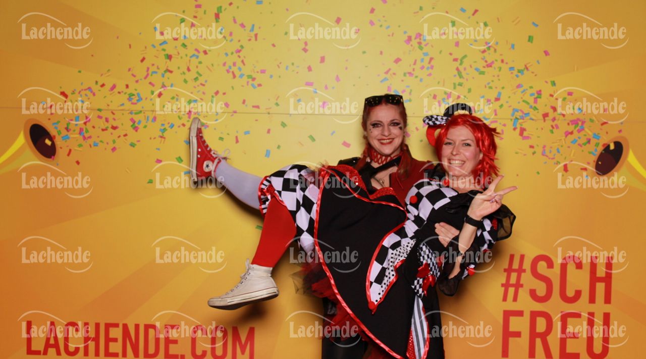 Lachende 08.02.24 19:55 Uhr - 0385