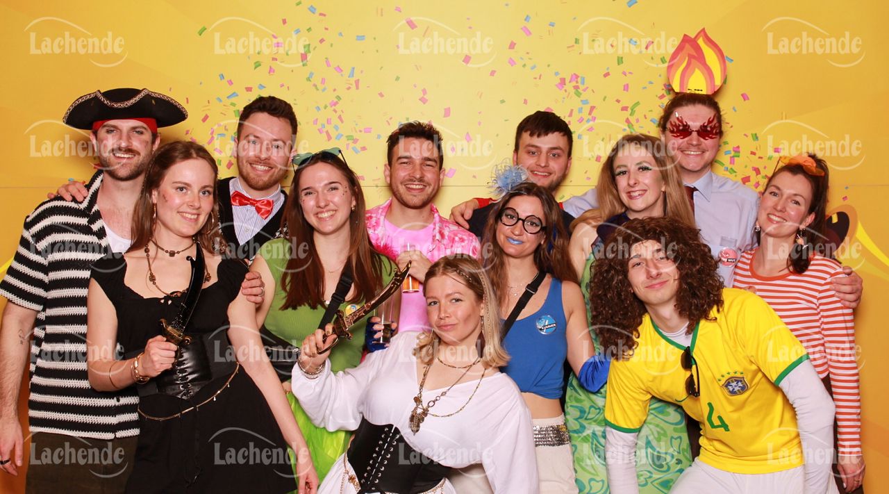 Lachende Kölnarena 28.02.2025 20:01 Uhr - 0243