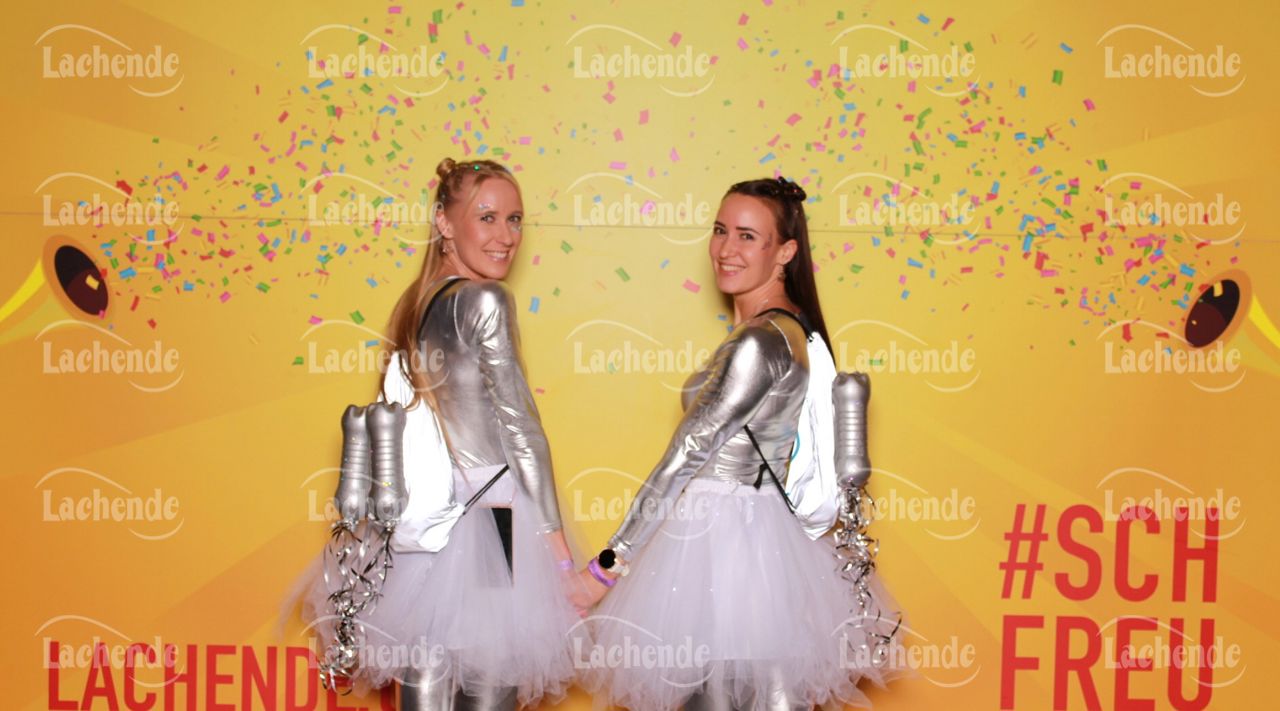 Lachende 08.02.24 18:58 Uhr - 0263