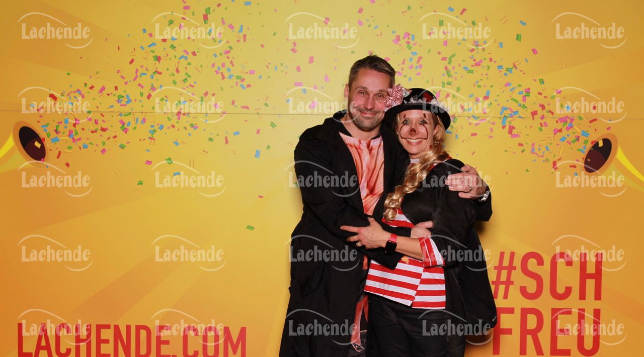 Lachende Kölnarena 11.02.24 19:19 Uhr - 0408