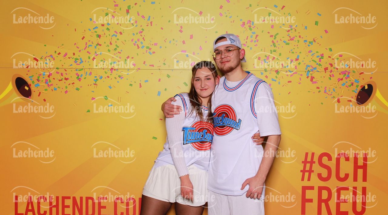 Lachende Kölnarena 09.02.24 19:51 Uhr - 0235