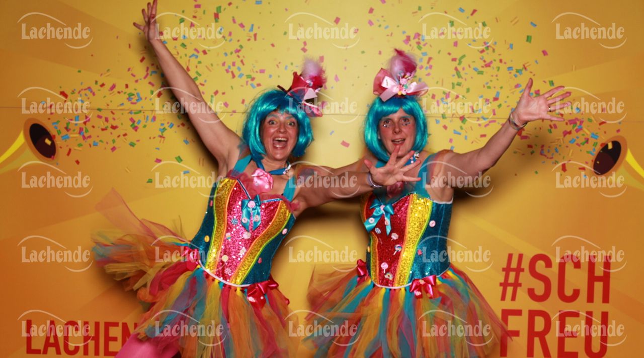 Lachende 08.02.24 20:50 Uhr - 0500