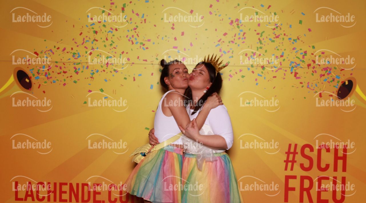 Lachende 08.02.24 19:28 Uhr - 0330