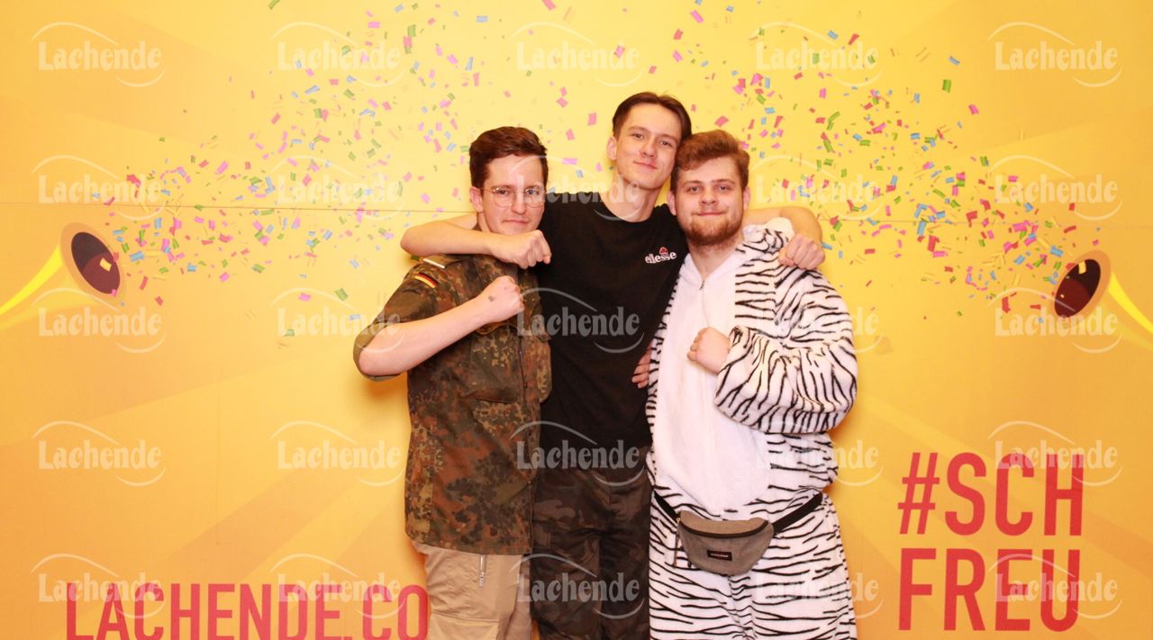 Lachende Kölnarena 18.02.2023 0742