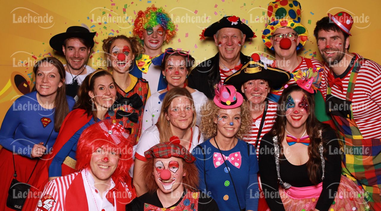 Lachende Kölnarena 10.02.24 21:00 Uhr - 0372