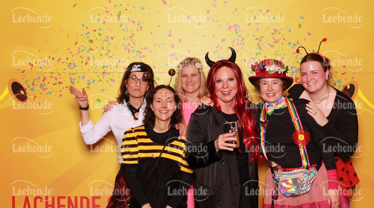 Lachende Kölnarena 27.02.2025 22:03 Uhr - 0454