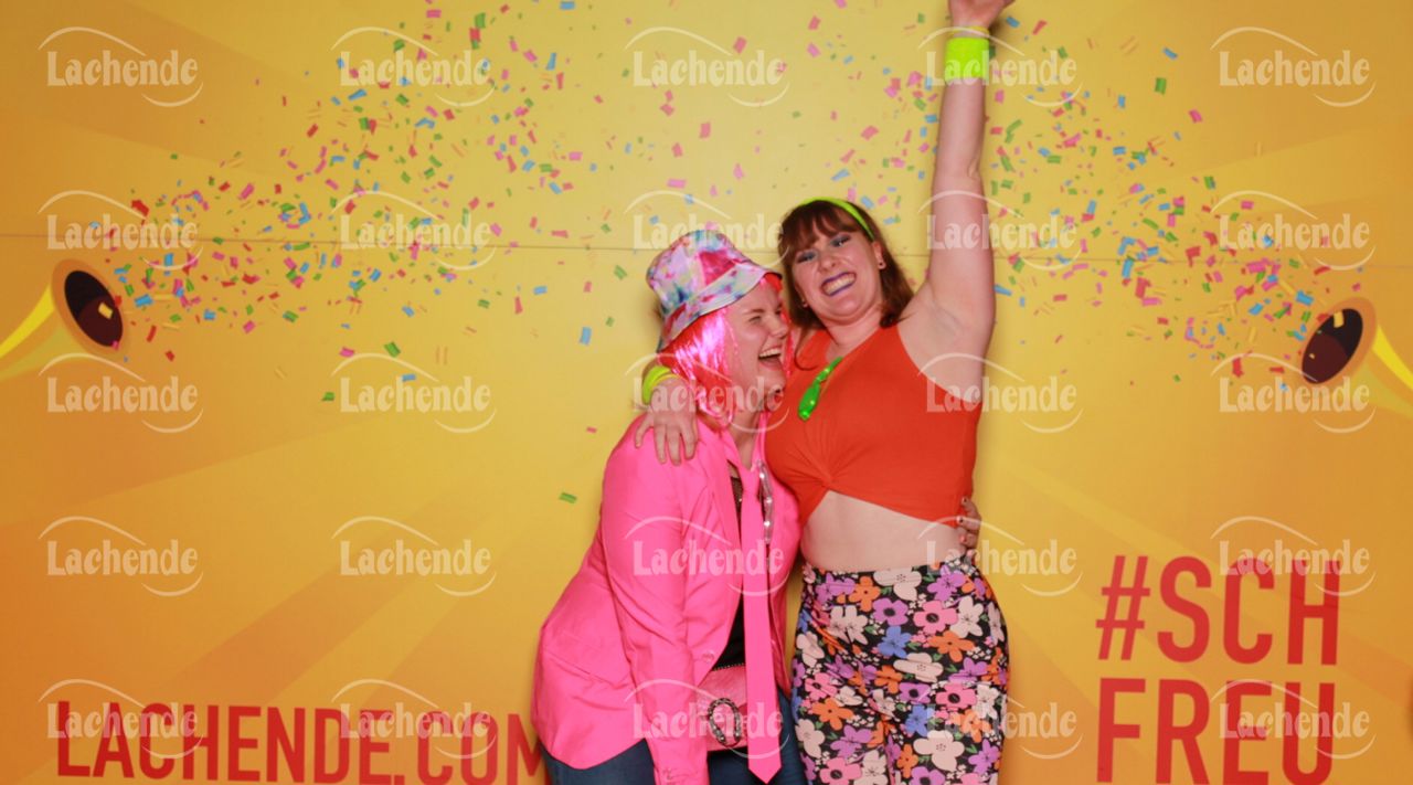 Lachende 08.02.24 20:22 Uhr - 0454