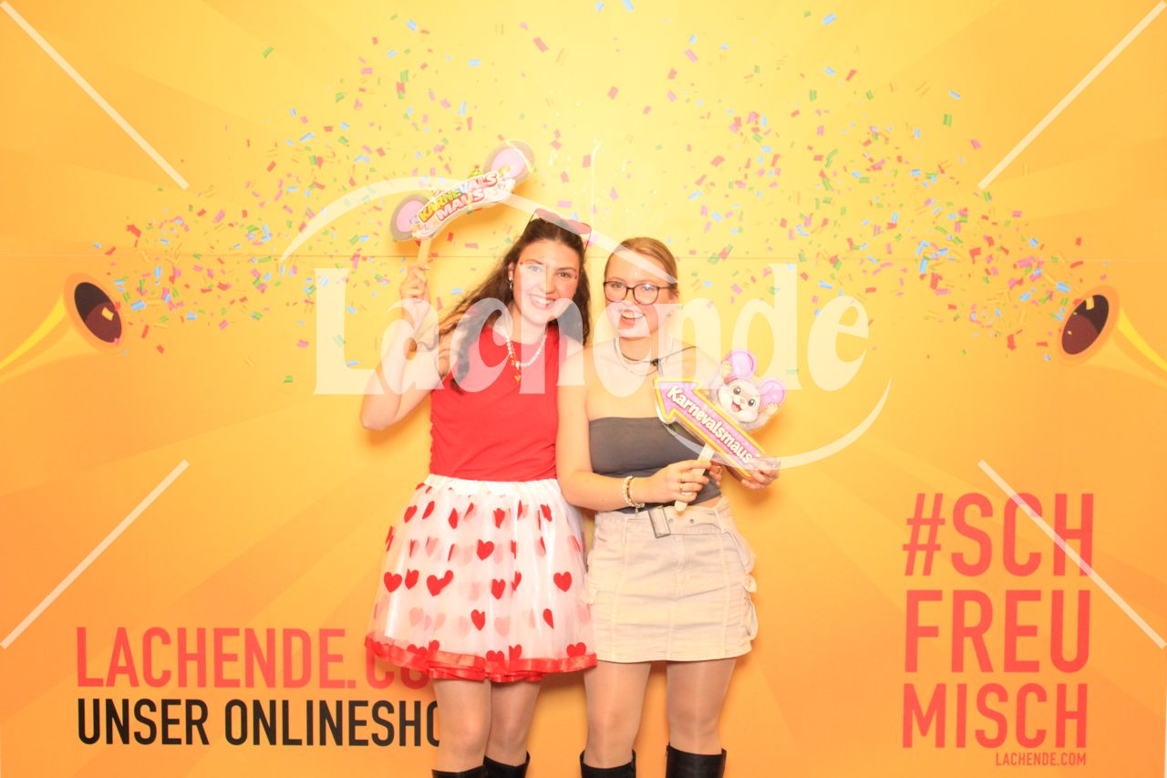 Lachende Kölnarena 15.02.2026 17:47 Uhr - 0230