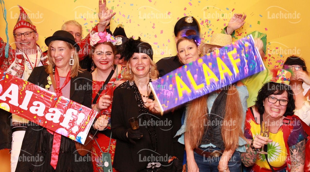 Lachende Kölnarena 10.02.2023 0153