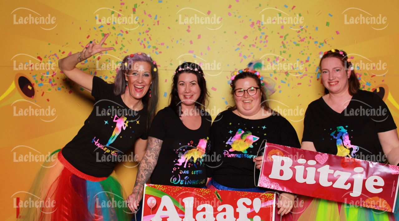 Lachende 08.02.24 19:44 Uhr - 0360