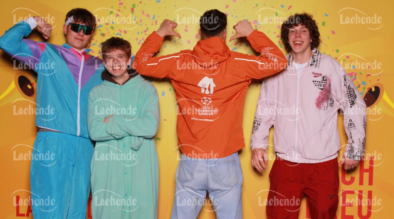 Lachende 08.02.24 20:49 Uhr - 0497