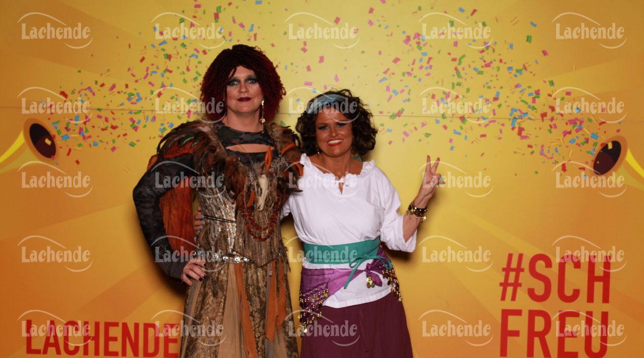 Lachende 08.02.24 20:19 Uhr - 0444