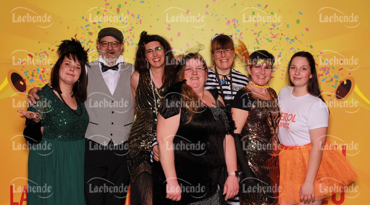 Lachende Kölnarena 11.02.24 19:29 Uhr - 0427