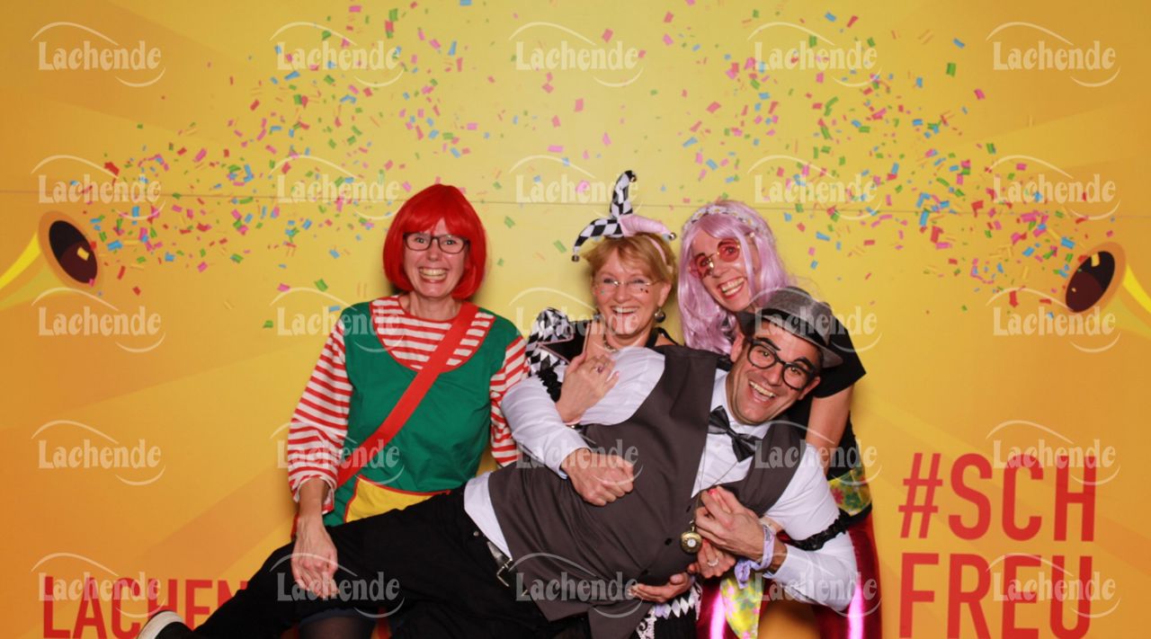 Lachende 08.02.24 19:01 Uhr - 0271