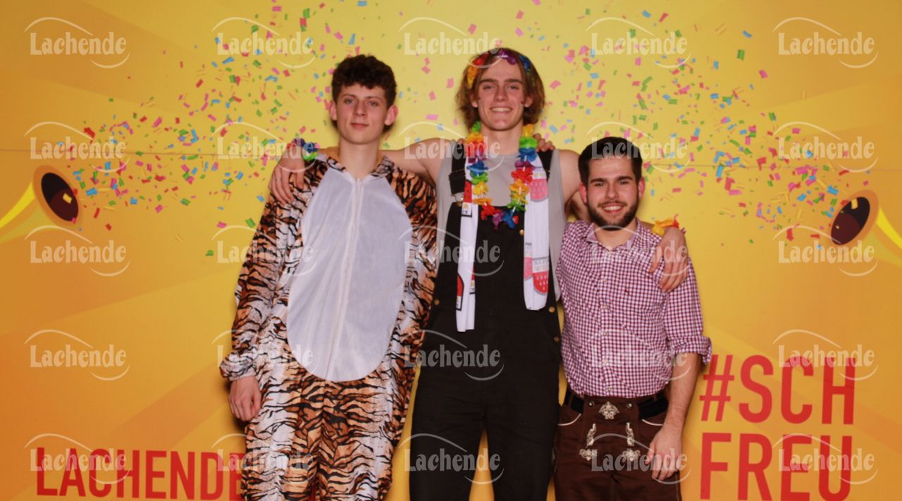 Lachende 08.02.24 20:36 Uhr - 0472