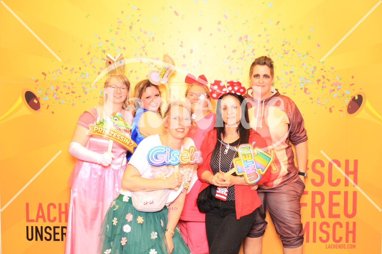 Lachende Kölnarena 13.02.2026 23:03 Uhr - 0522