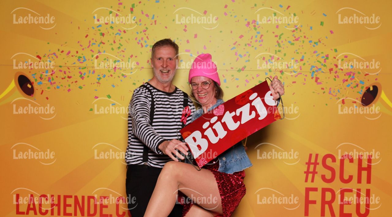 Lachende 08.02.24 20:52 Uhr - 0504