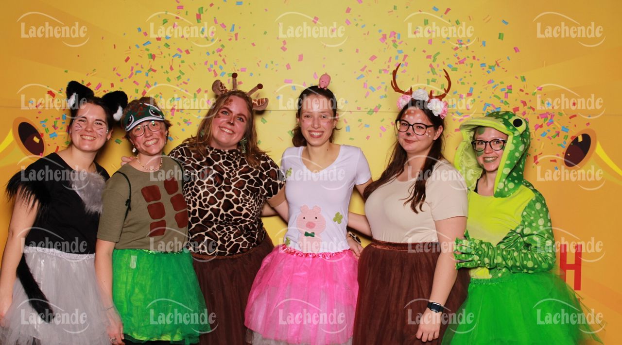 Lachende Kölnarena 11.02.24 19:44 Uhr - 0452