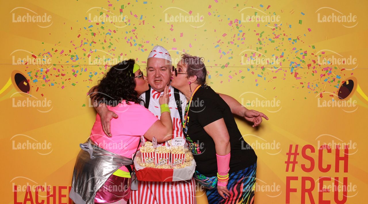 Lachende Kölnarena 09.02.24 21:16 Uhr - 0407