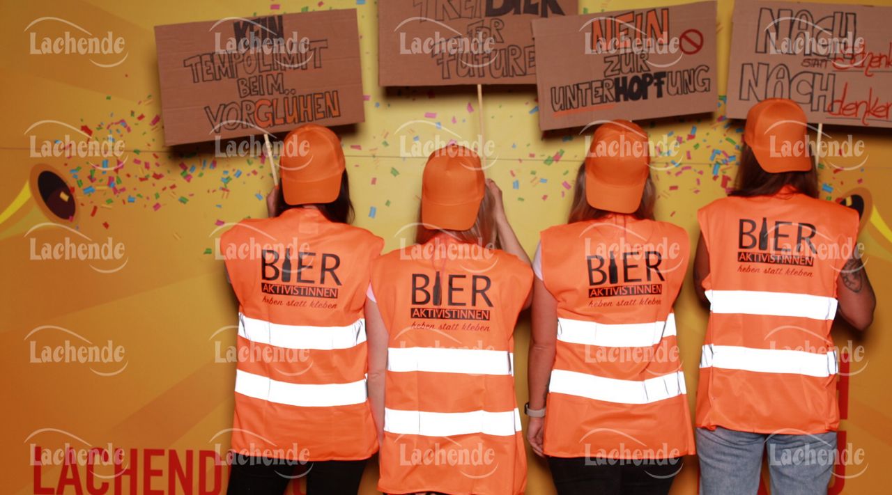 Lachende 08.02.24 18:40 Uhr - 0248