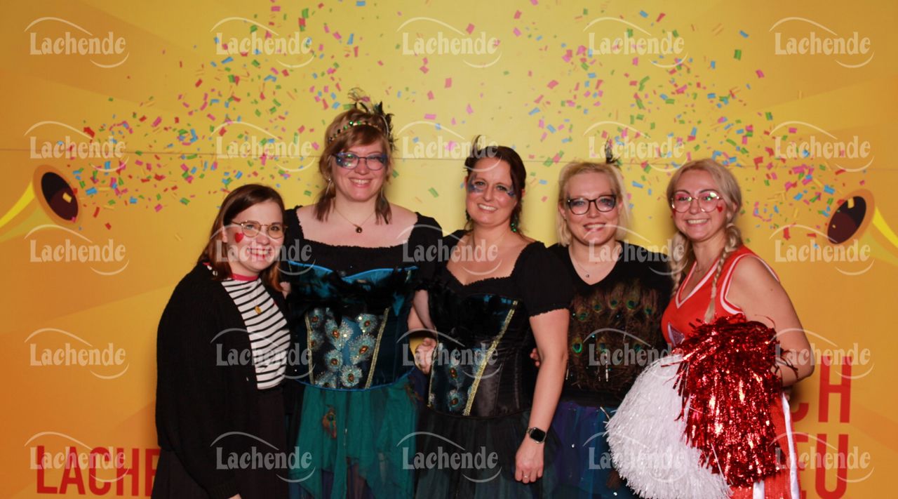 Lachende 08.02.24 21:23 Uhr - 0551