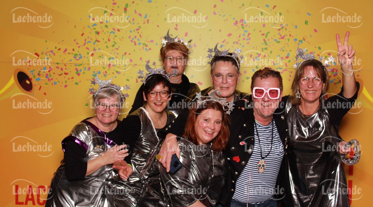 Lachende 08.02.24 21:33 Uhr - 0567