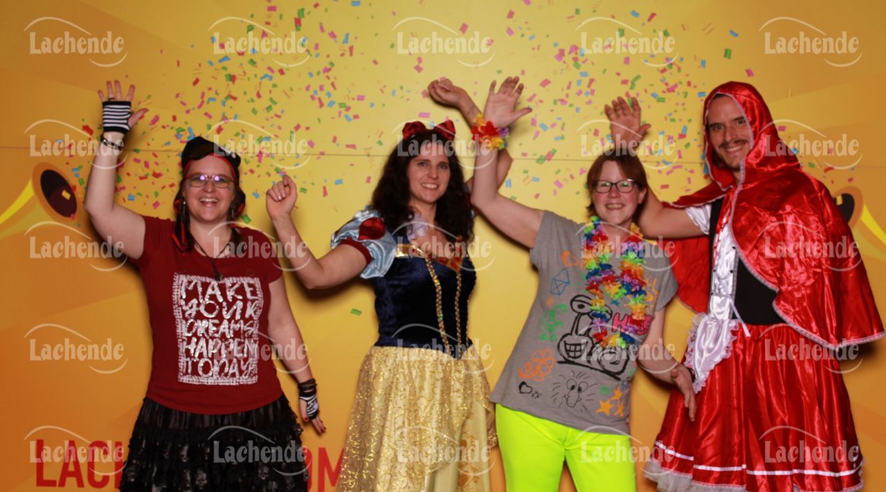 Lachende 08.02.24 20:02 Uhr - 0401