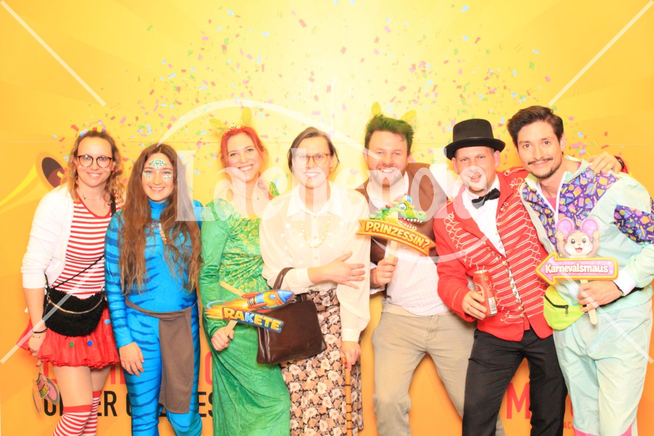 Lachende Kölnarena 14.02.2026 22:20 Uhr - 0541