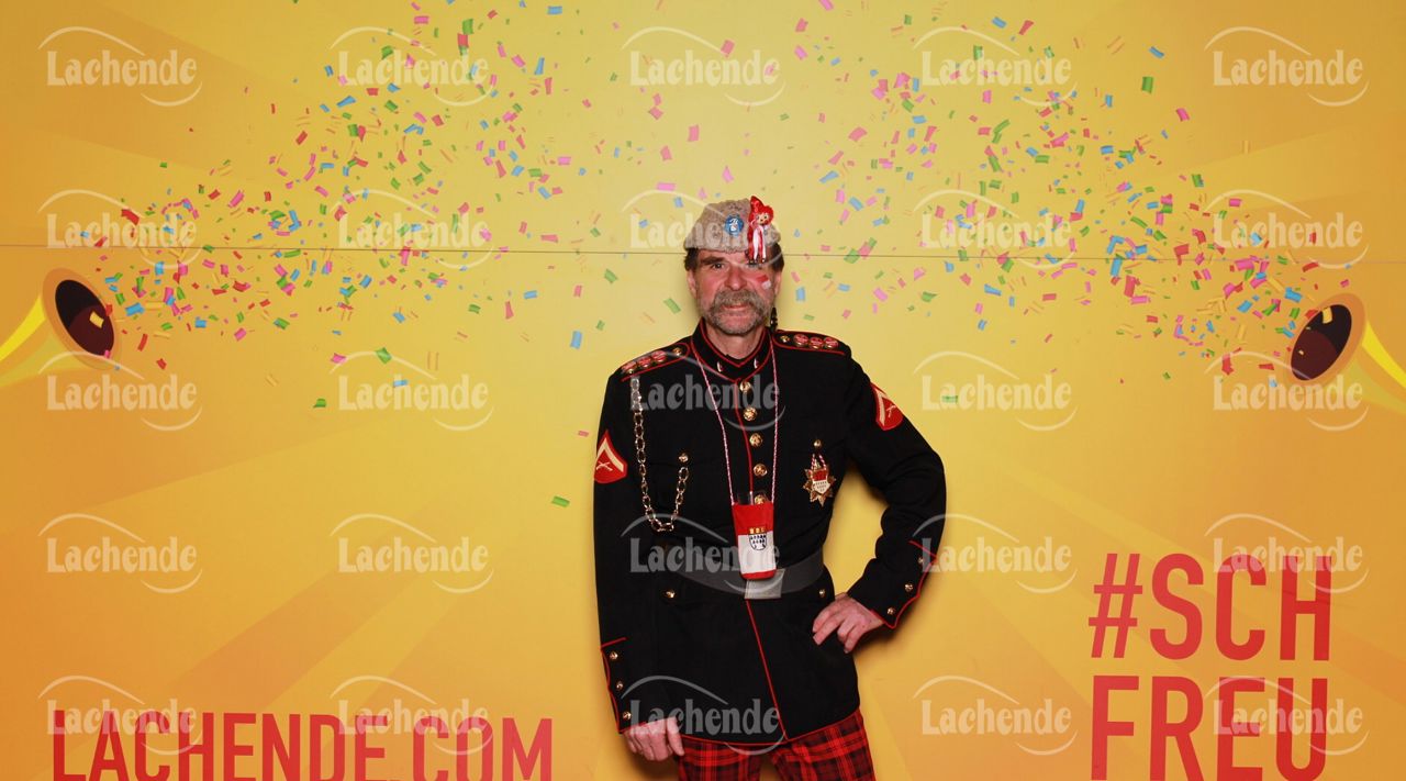 Lachende Kölnarena 09.02.24 20:38 Uhr - 0325