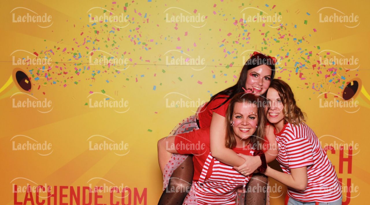 Lachende 08.02.24 18:35 Uhr - 0238