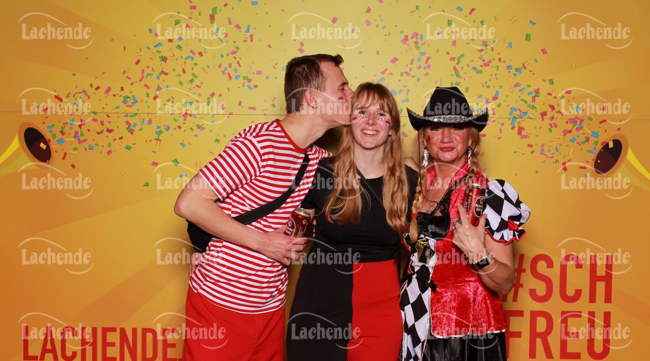 Lachende Kölnarena 10.02.24 22:00 Uhr - 0495