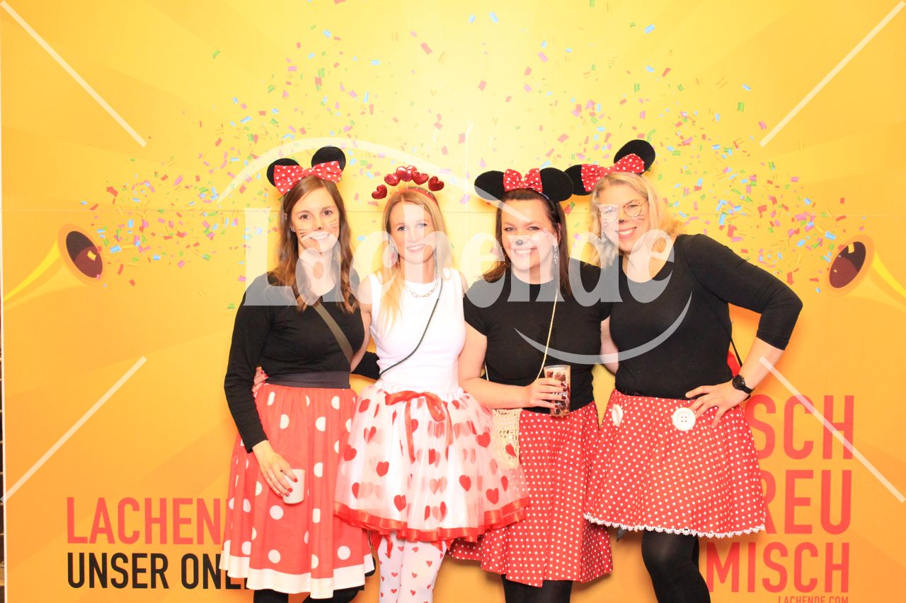 Lachende Kölnarena 06.02.2026 23:03 Uhr - 0336