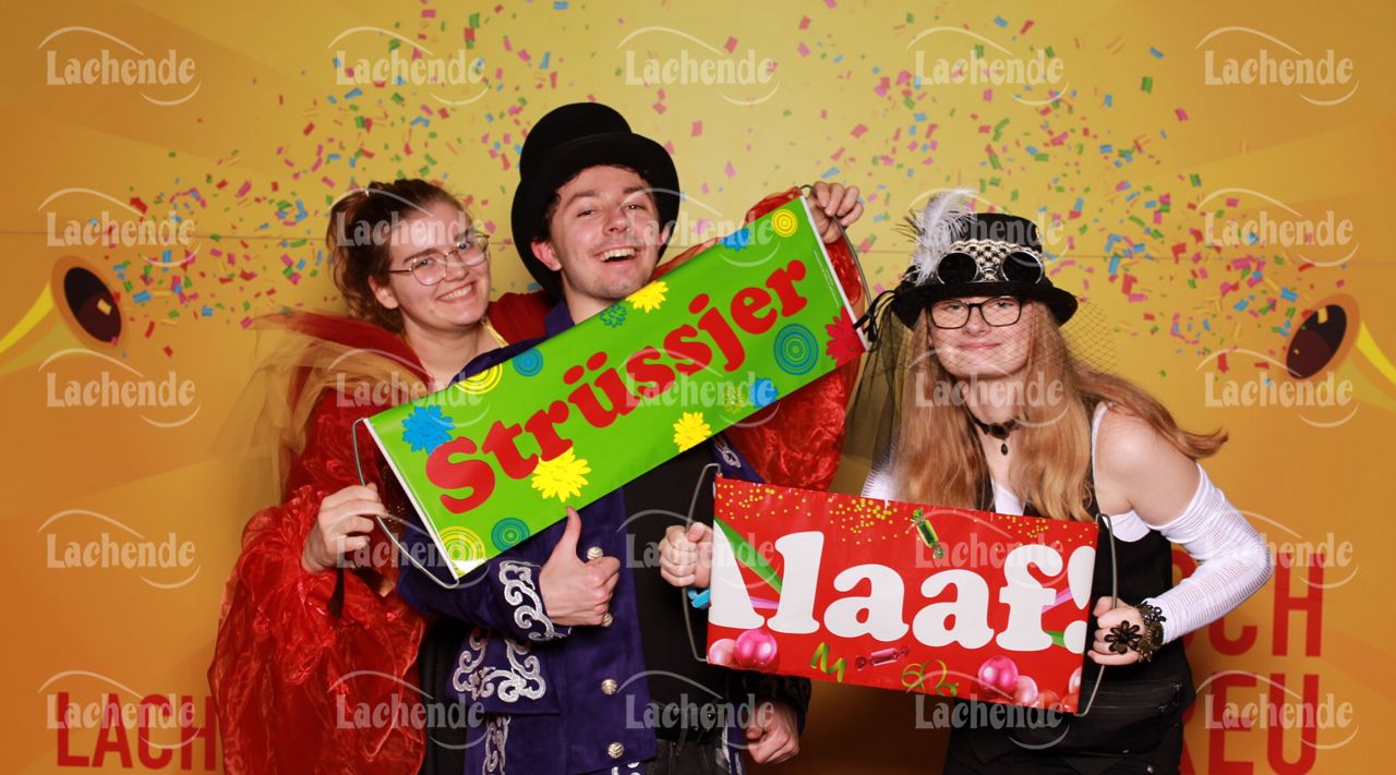 Lachende 08.02.24 21:36 Uhr - 0571