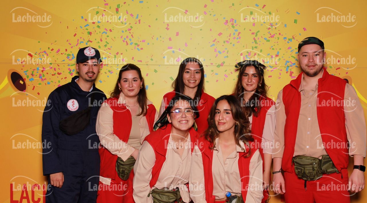 Lachende Kölnarena 11.02.24 20:21 Uhr - 0536