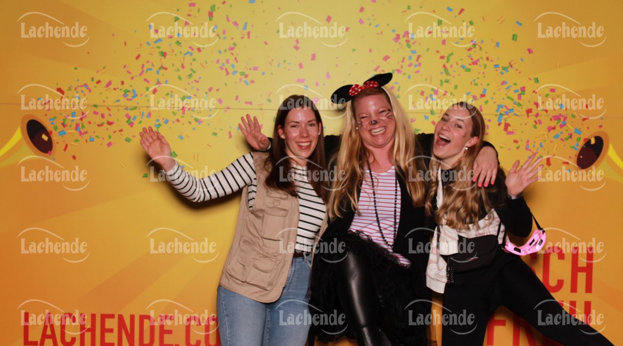 Lachende 08.02.24 17:52 Uhr - 0135