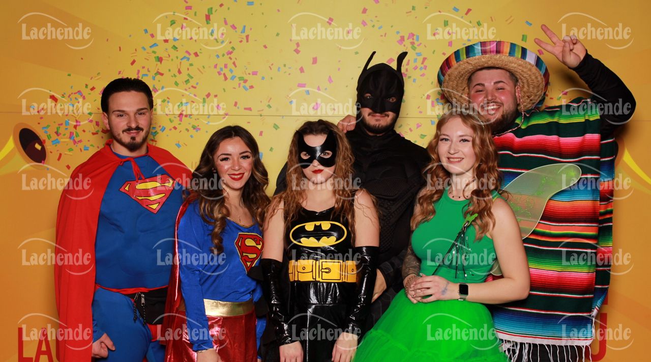 Lachende Kölnarena 11.02.24 17:38 Uhr - 0249