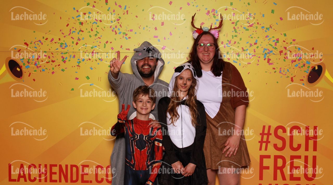 Lachende Kölnarena 07.02.2024 0335