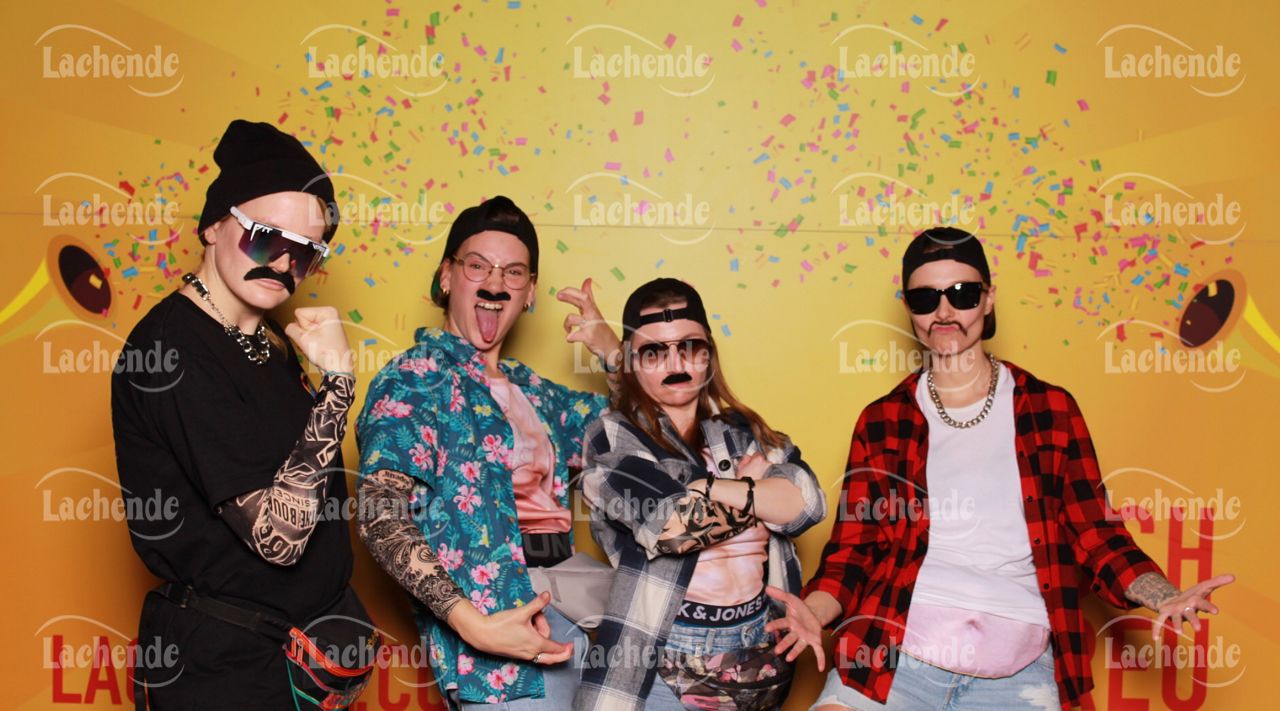 Lachende 08.02.24 20:41 Uhr - 0479