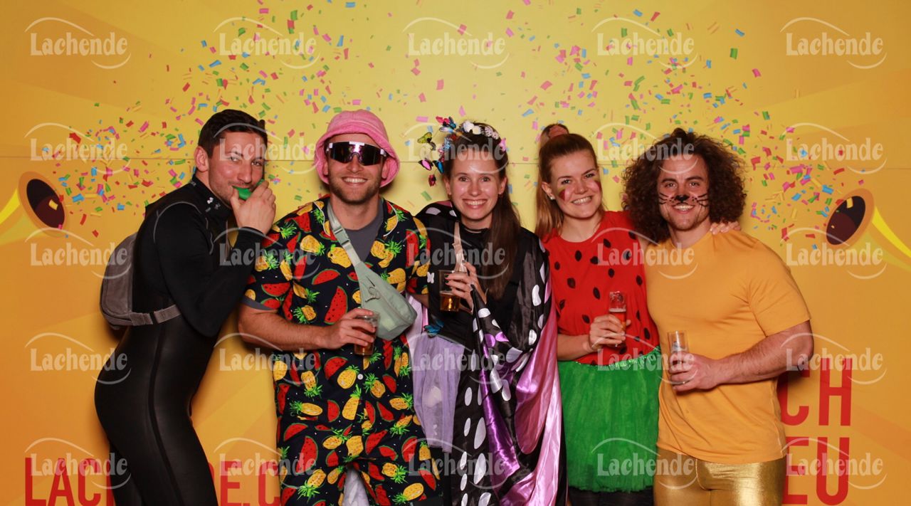 Lachende Kölnarena 11.02.24 19:53 Uhr - 0479