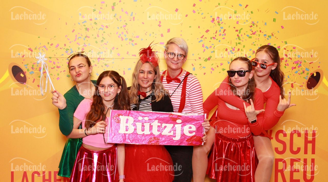 Lachende Kölnarena 12.02.2023 0402