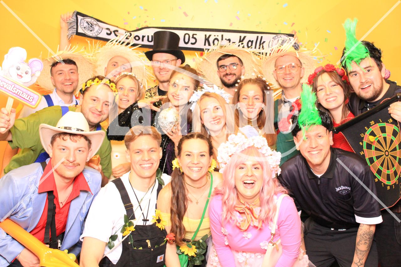 Lachende Kölnarena 14.02.2026 21:58 Uhr - 0512