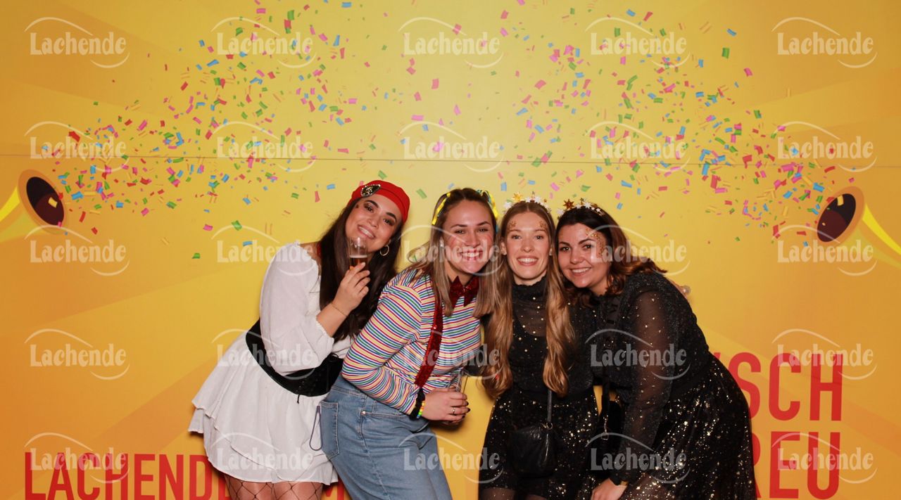 Lachende Kölnarena 11.02.24 20:18 Uhr - 0531