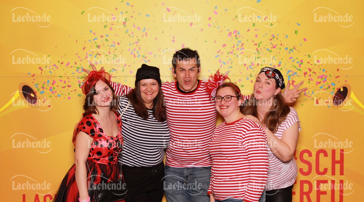 Lachende Kölnarena 28.02.2025 21:02 Uhr - 0359