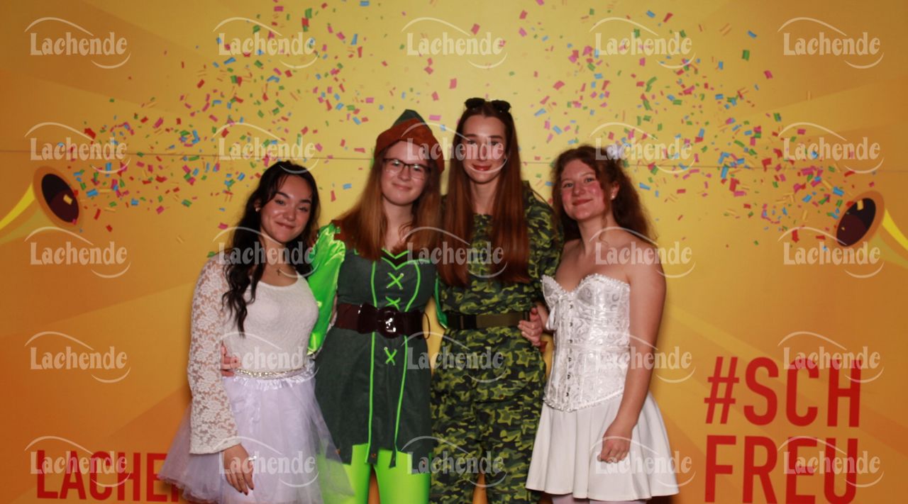 Lachende 08.02.24 19:12 Uhr - 0294