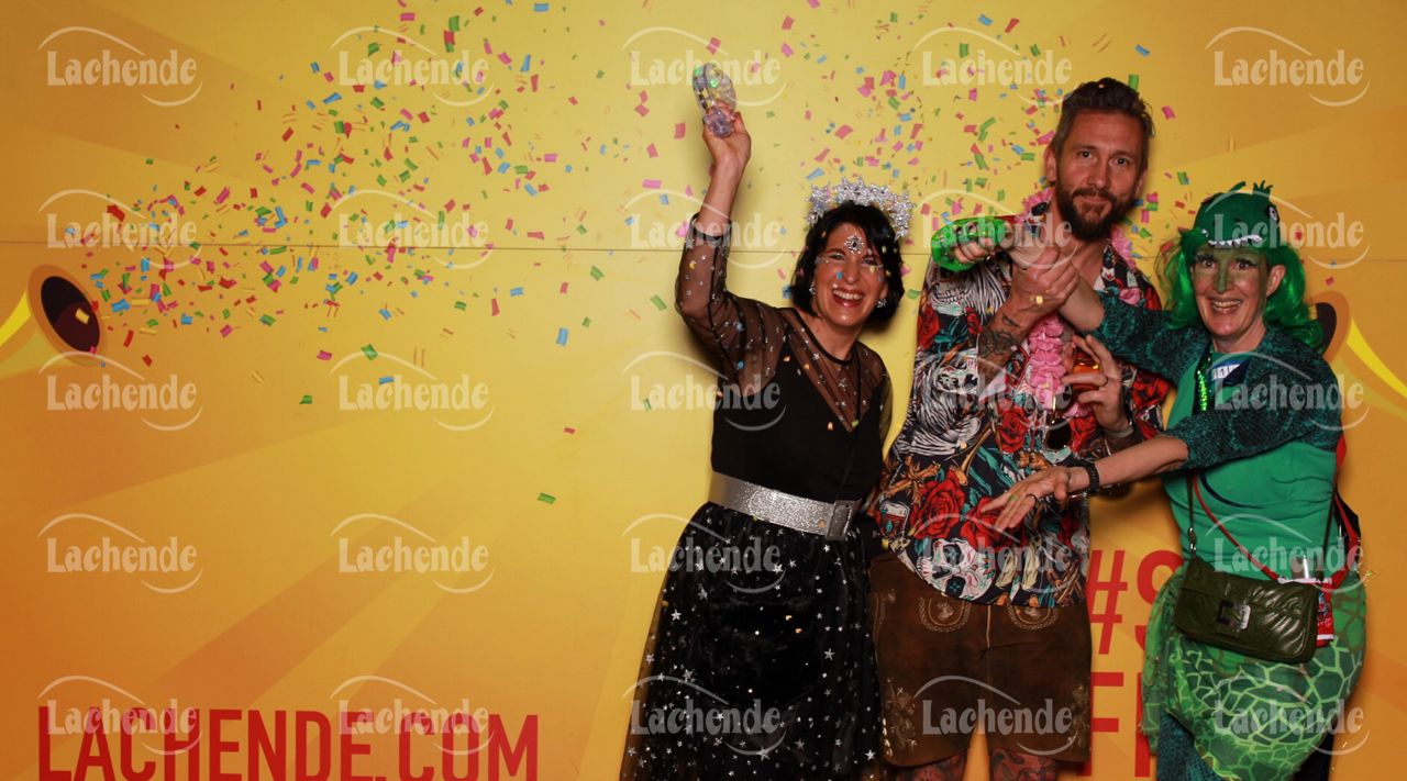 Lachende Kölnarena 11.02.24 19:46 Uhr - 0455