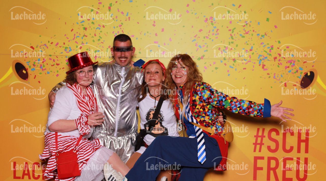 Lachende 08.02.24 19:53 Uhr - 0380