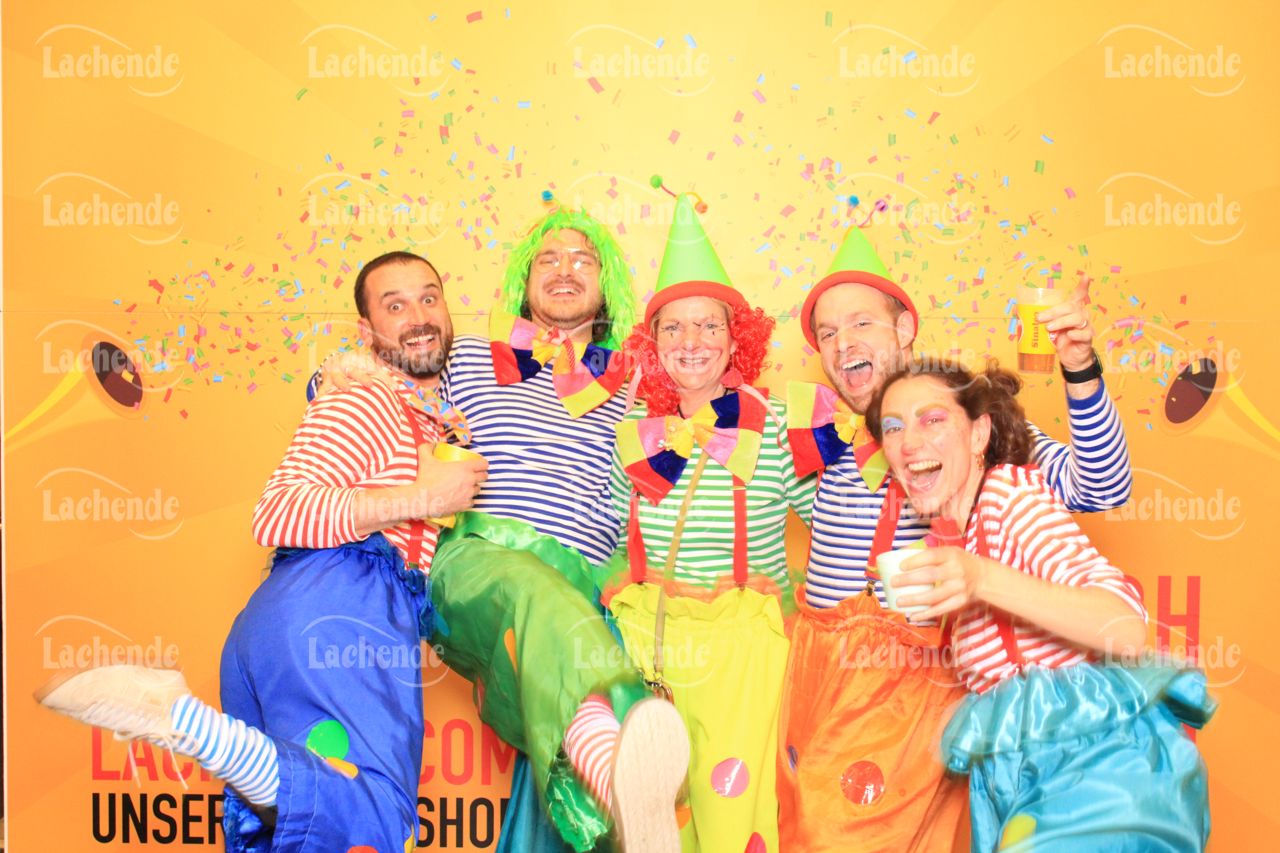 Lachende Kölnarena 09.01.2026 21:44 Uhr - 0130