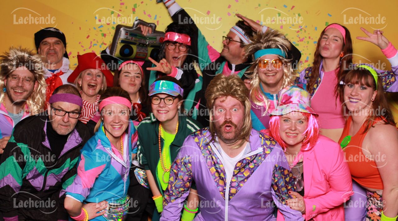 Lachende 08.02.24 20:20 Uhr - 0447