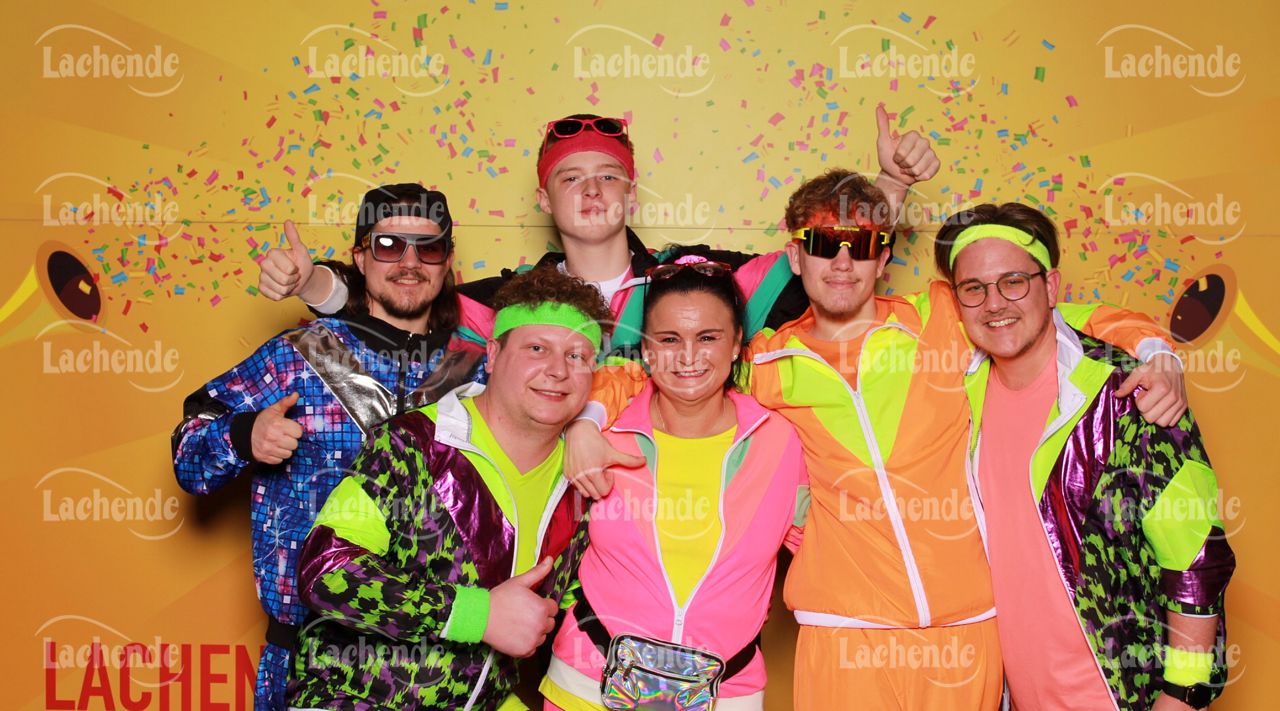 Lachende Kölnarena 10.02.24 22:10 Uhr - 0520