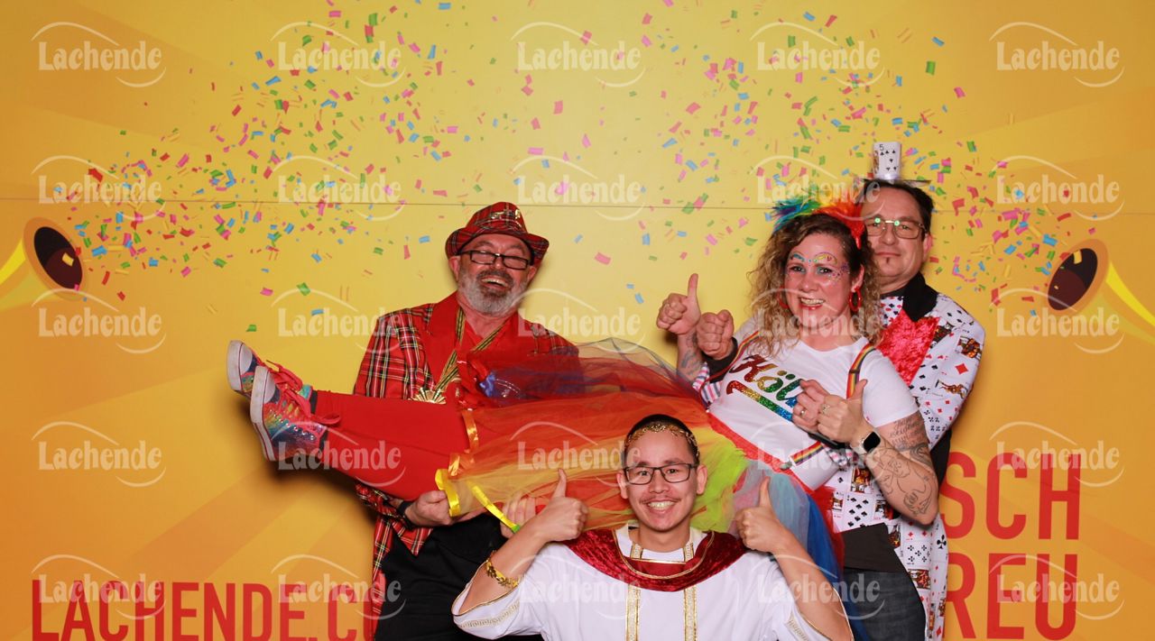 Lachende Kölnarena 11.02.24 16:31 Uhr - 0125